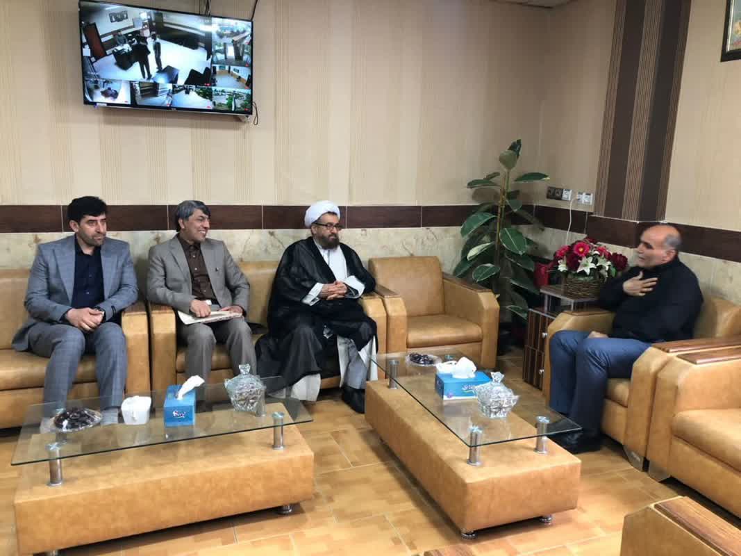 دیدار مدیر ستاد اقامه نماز استان مازندران با رحمتی بهمنانی فرماندار سیمرغ 