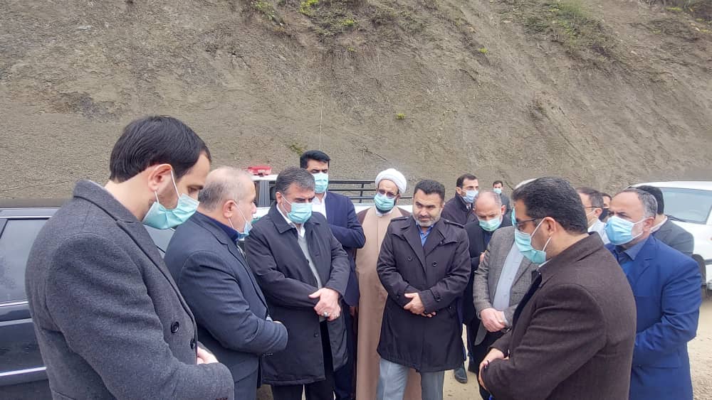بازدید استاندار مازندران از منطقه رانشی محور استخرپشت به سوچلما هزار جریب نکا