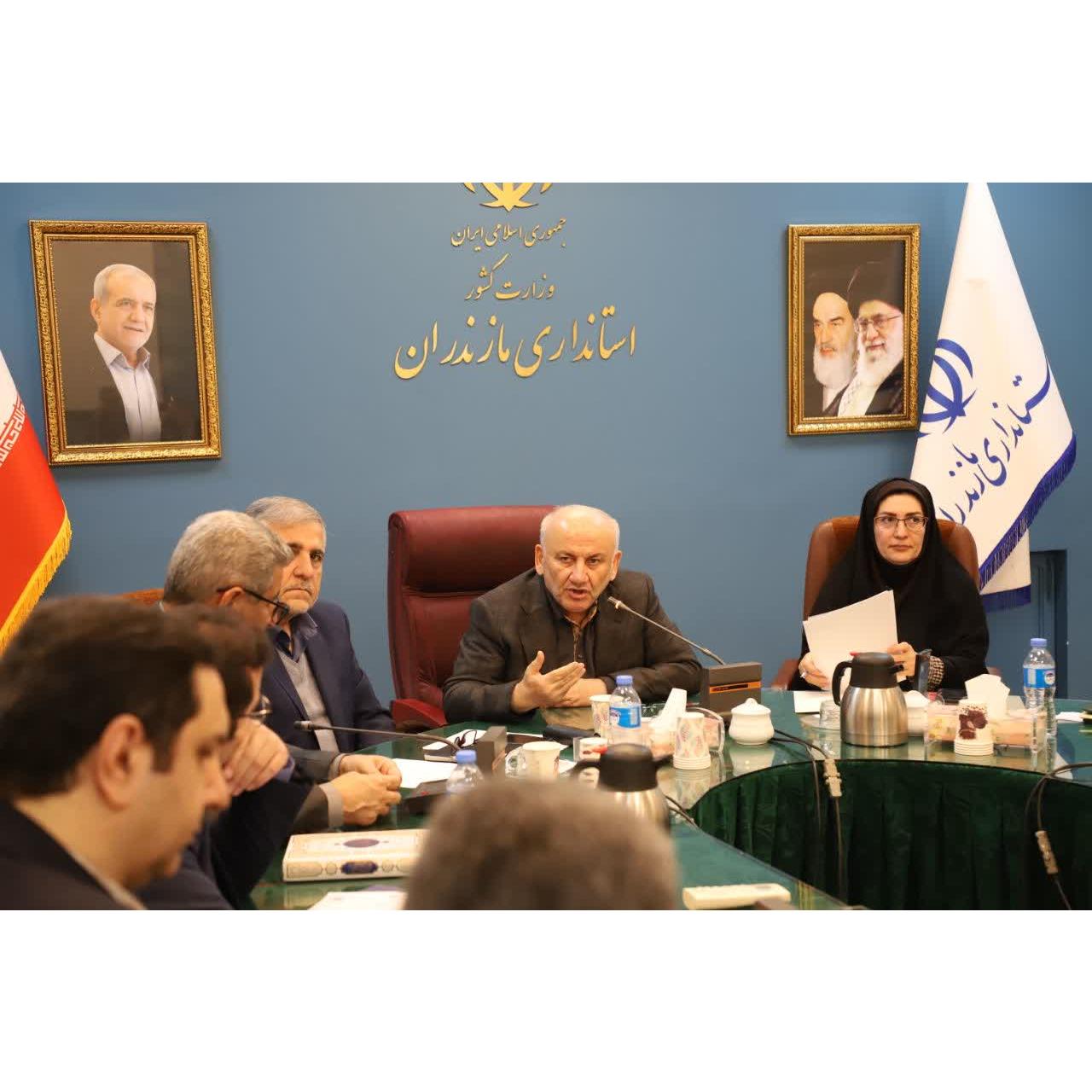 اقتصاد و معیشت، مهمترین دغدغه مردم است/ لزوم حمایت تسهیلاتی بانک‌ها از واحد‌های تولیدی