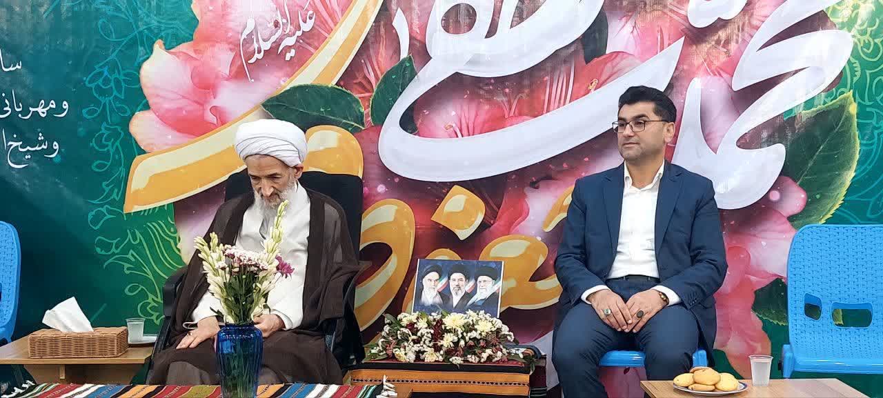 تأکید بر تقویت گفتمان وحدت و ترویج سیره نبوی در آیین گرامیداشت میلاد پیامبر اکرم(ص)