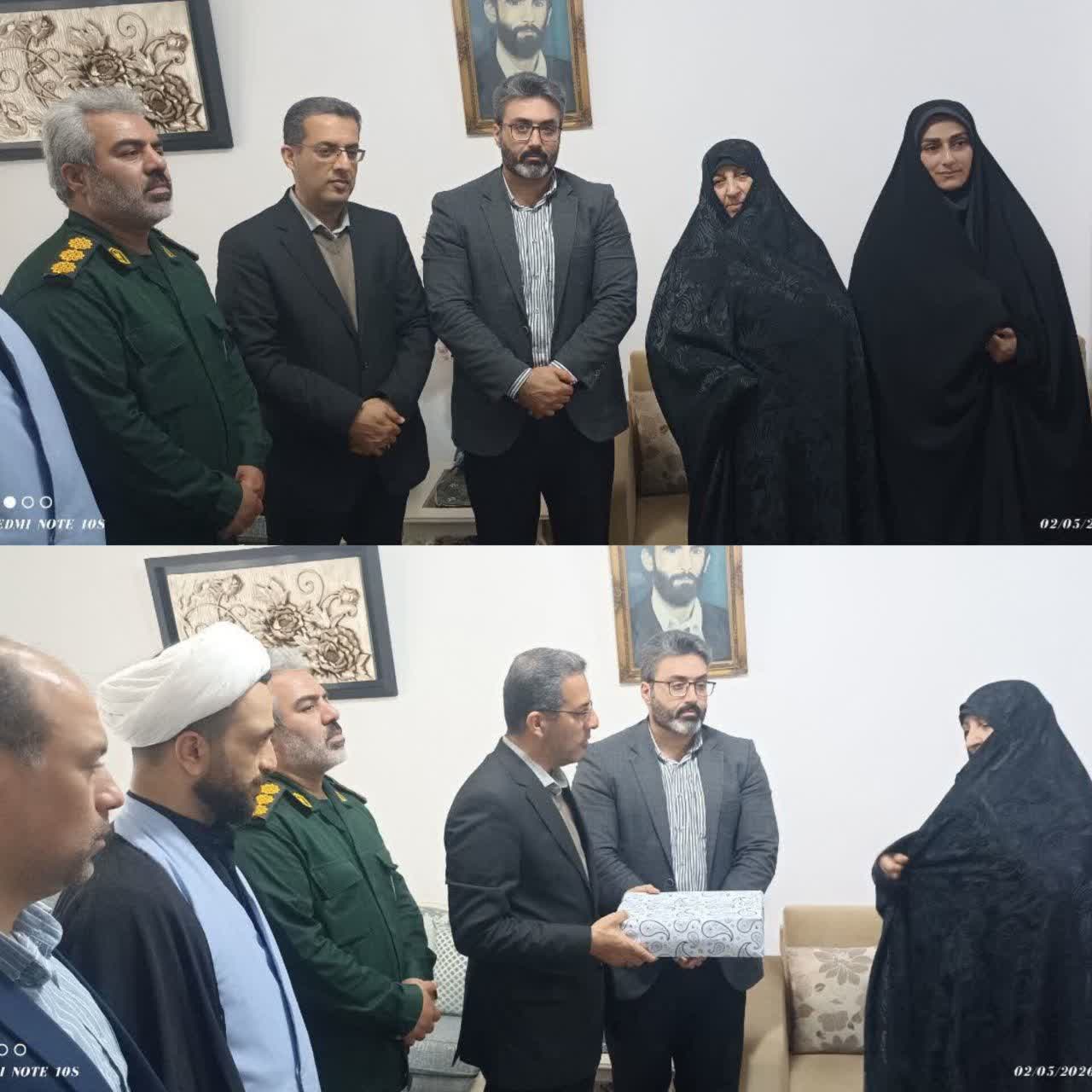 دیدار مهندس محمودی با خانواده شهدای گرانقدر فرهنگی
