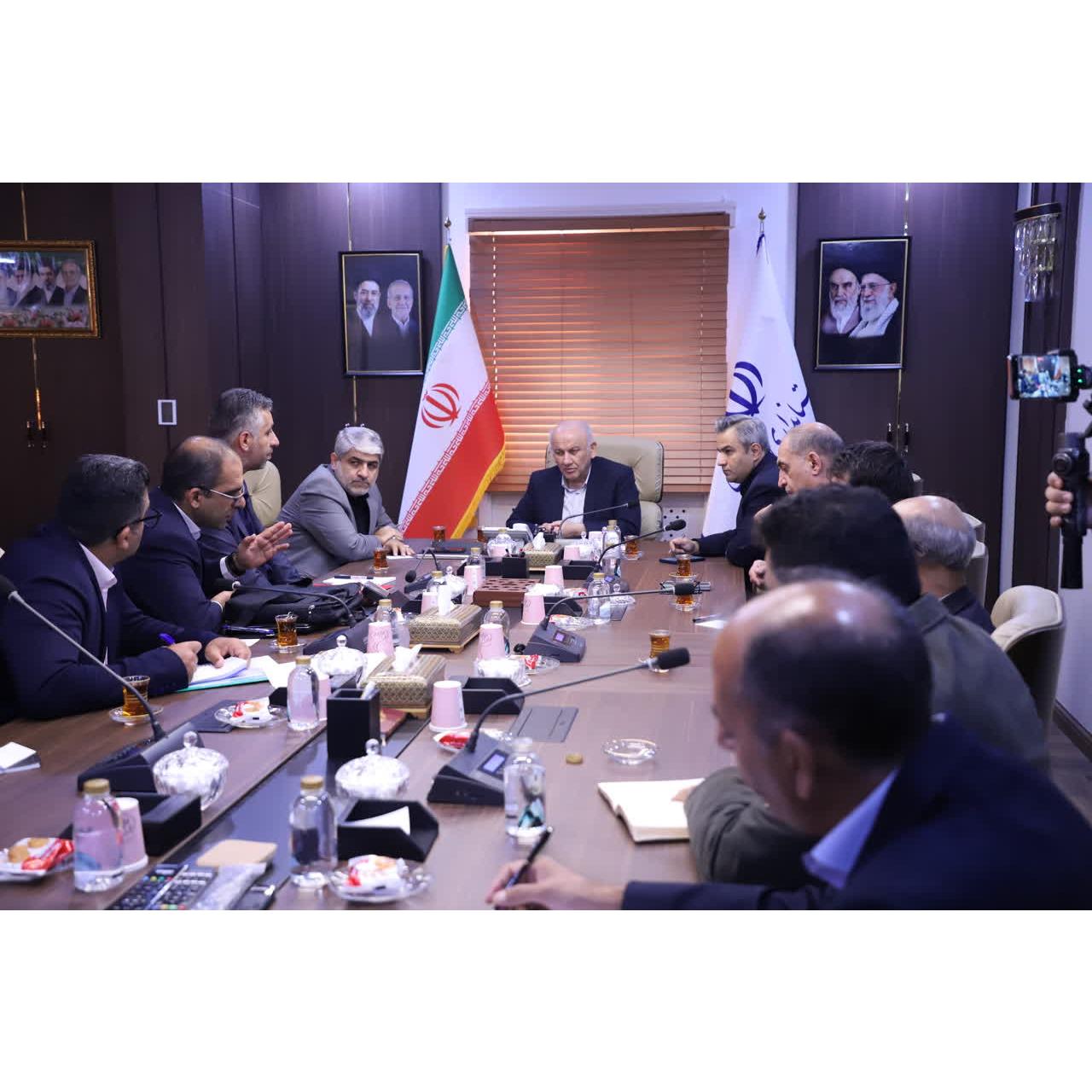 شهردار قائمشهر: نگاه جهادی استاندار مازندران، مسیر حل بحران پسماند را هموار کرد / پیگیری‌های مستمر استاندار، مدیران را برای حل بحران پسماند مصمم‌تر کرده است / راه‌اندازی کارخانه بازیافت در قائمشهر در دستور کار است