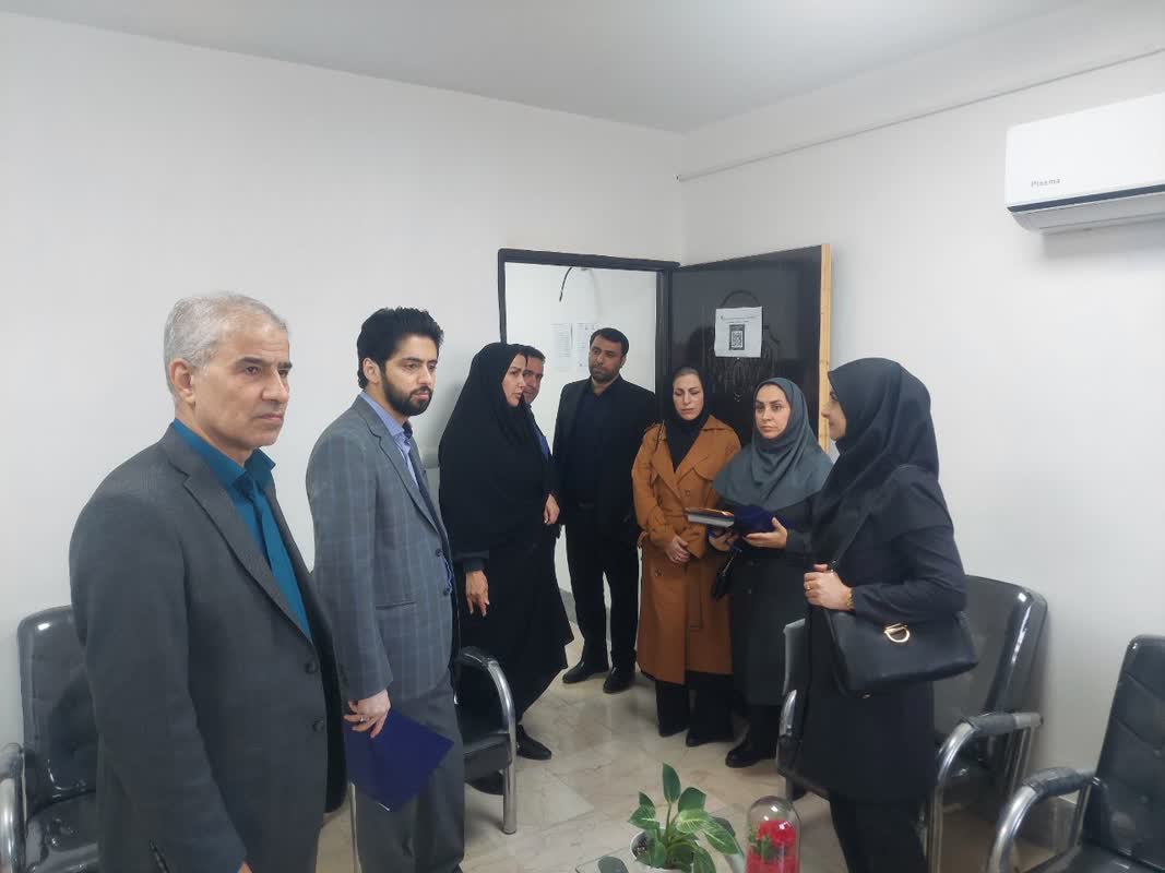 بازدیدسرکار خانم دکتر قائی پاشا فرماندار به اتفاق هاشمی مدیرکل برنامه ریزی ،بودجه و تحول اداری استانداری از سایت اداری شهرستان سوادکوه شمالی 