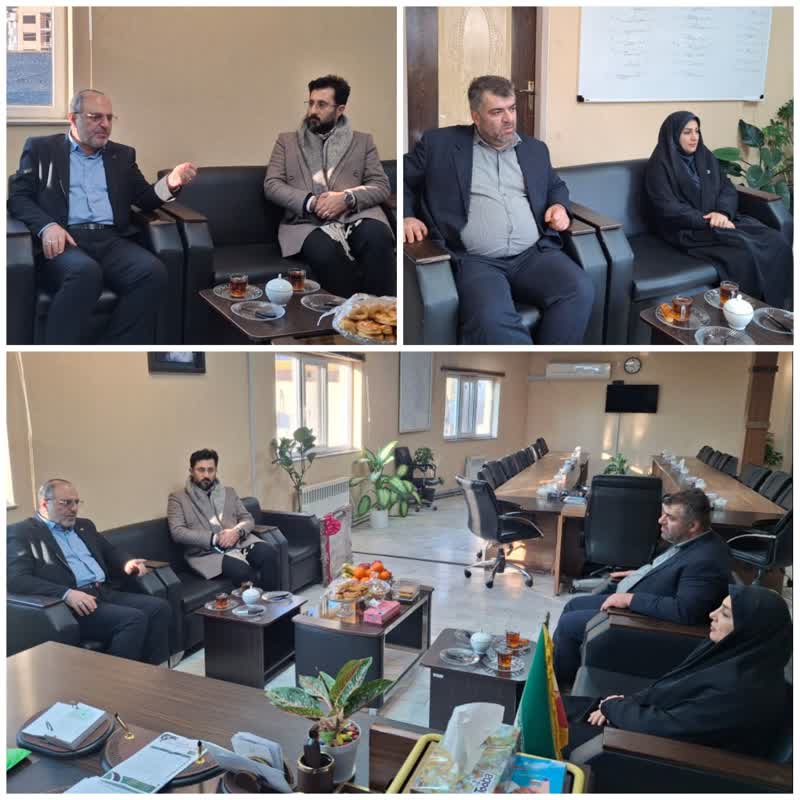 نشست خانم فلاح مدیرکل کتابخانه‌های عمومی استان مازندران با پاریاو فرماندار شهرستان سوادکوه 