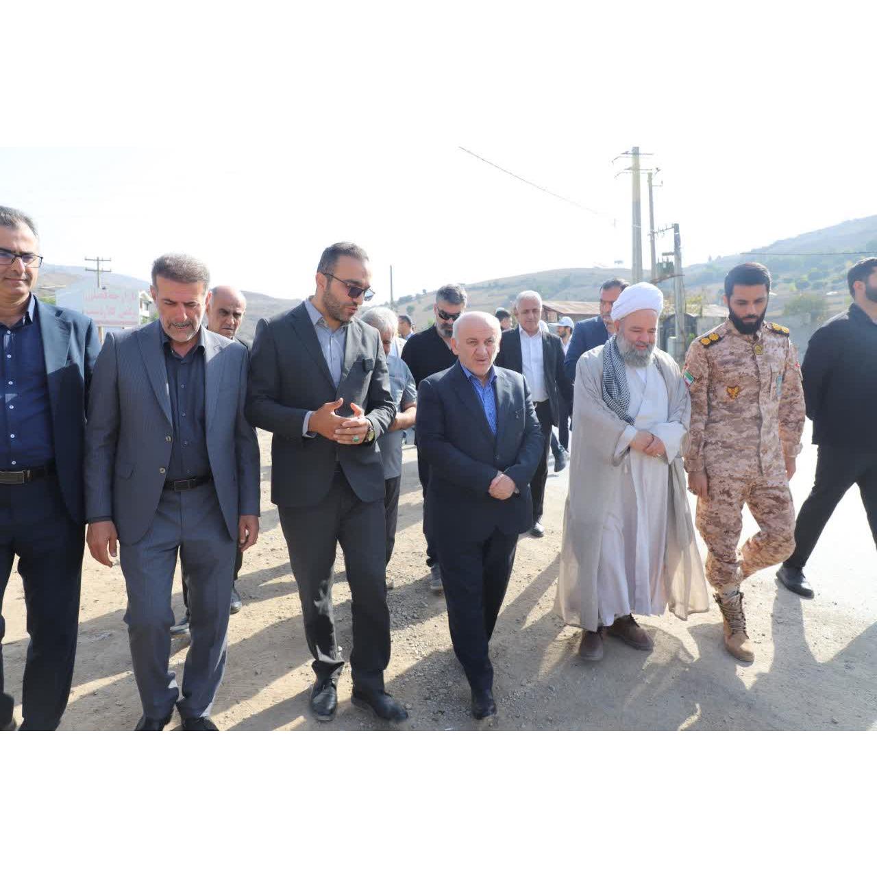 شتاب‌بخشی به تکمیل محور حیاتی کلاردشت-مرزن‌آباد با تزریق ۴۰ میلیارد اعتبار/ استاندار مازندران: تکمیل پروژه‌های راهسازی، مهمترین اولویت مدیریت استان است