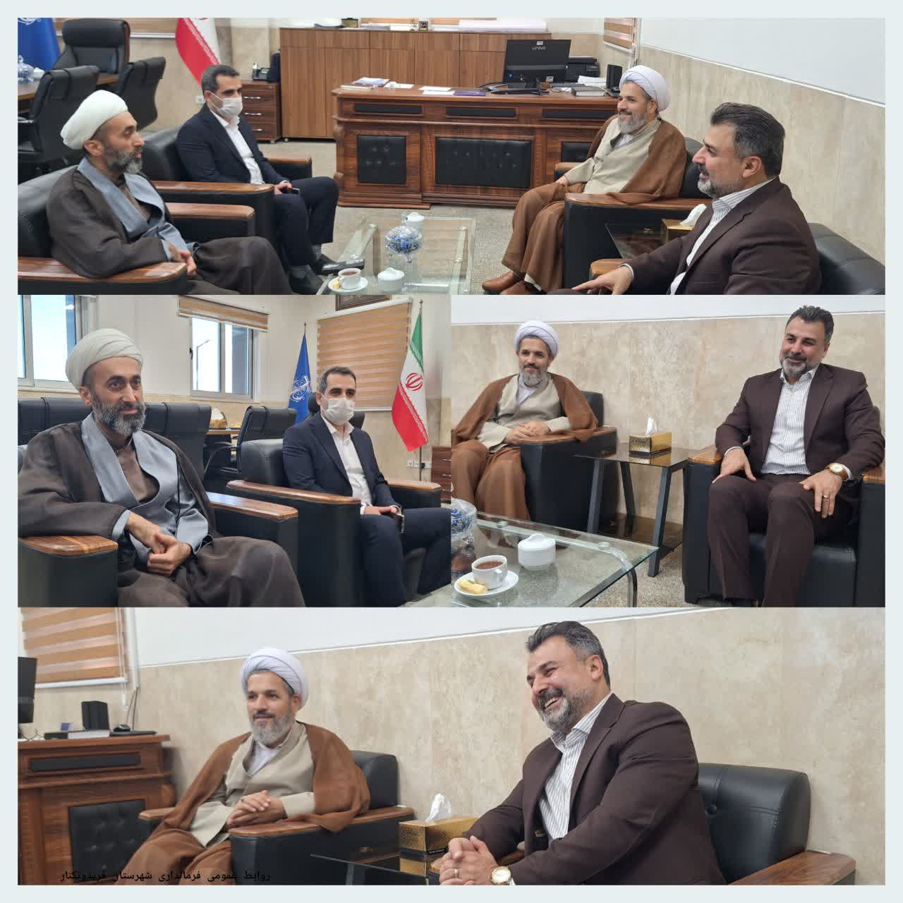 تعامل سازنده شهر و بندر کلید توسعه فریدونکنار؛ نشست صمیمی امام جمعه و فرماندار با رئیس جدید بندر فریدونکنار برگزار شد