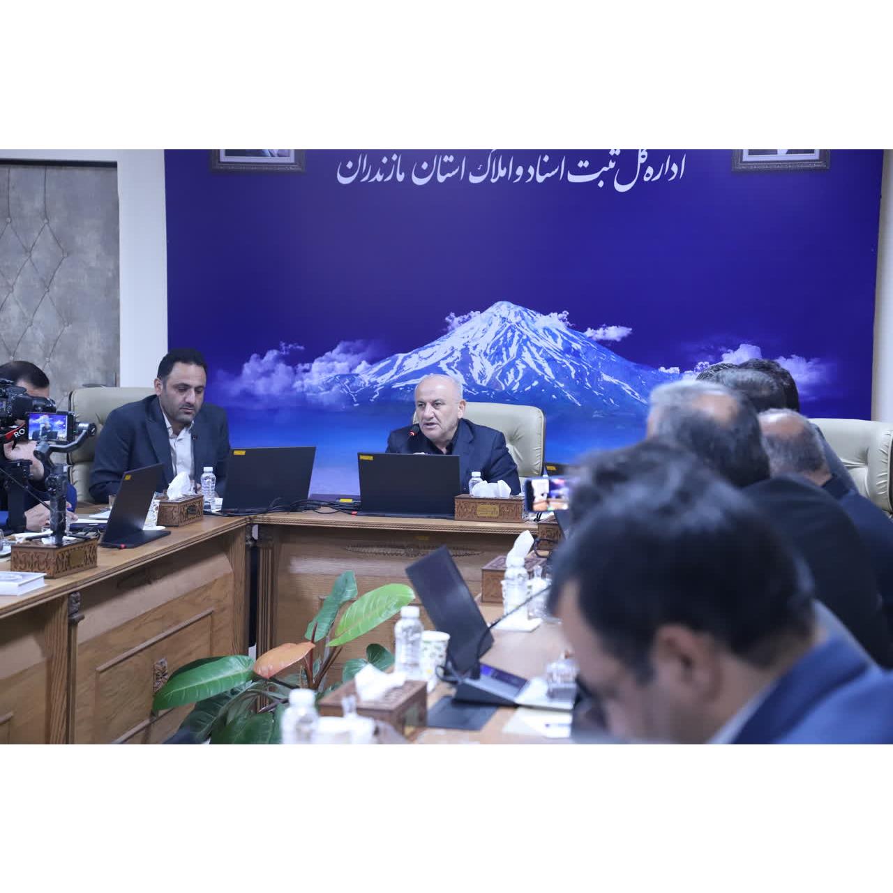استاندار مازندران: ثبت اسناد نقش کلیدی در امنیت حقوقی و توسعه اقتصادی دارد/مقابله با ویژه خواری از مسیر شفافیت مالکیت‌ها می گذرد