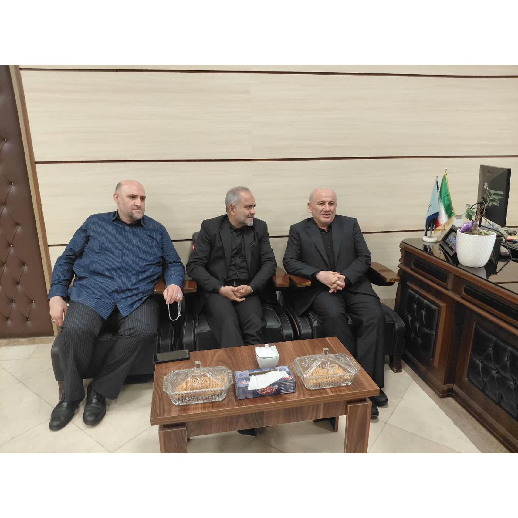 تأکید استاندار مازندران و دادستان مرکز استان بر شتاب‌بخشی به پروژه‌های عمرانی/ همدلی دستگاه اجرایی و قضایی برای رفع چالش‌های زیرساختی