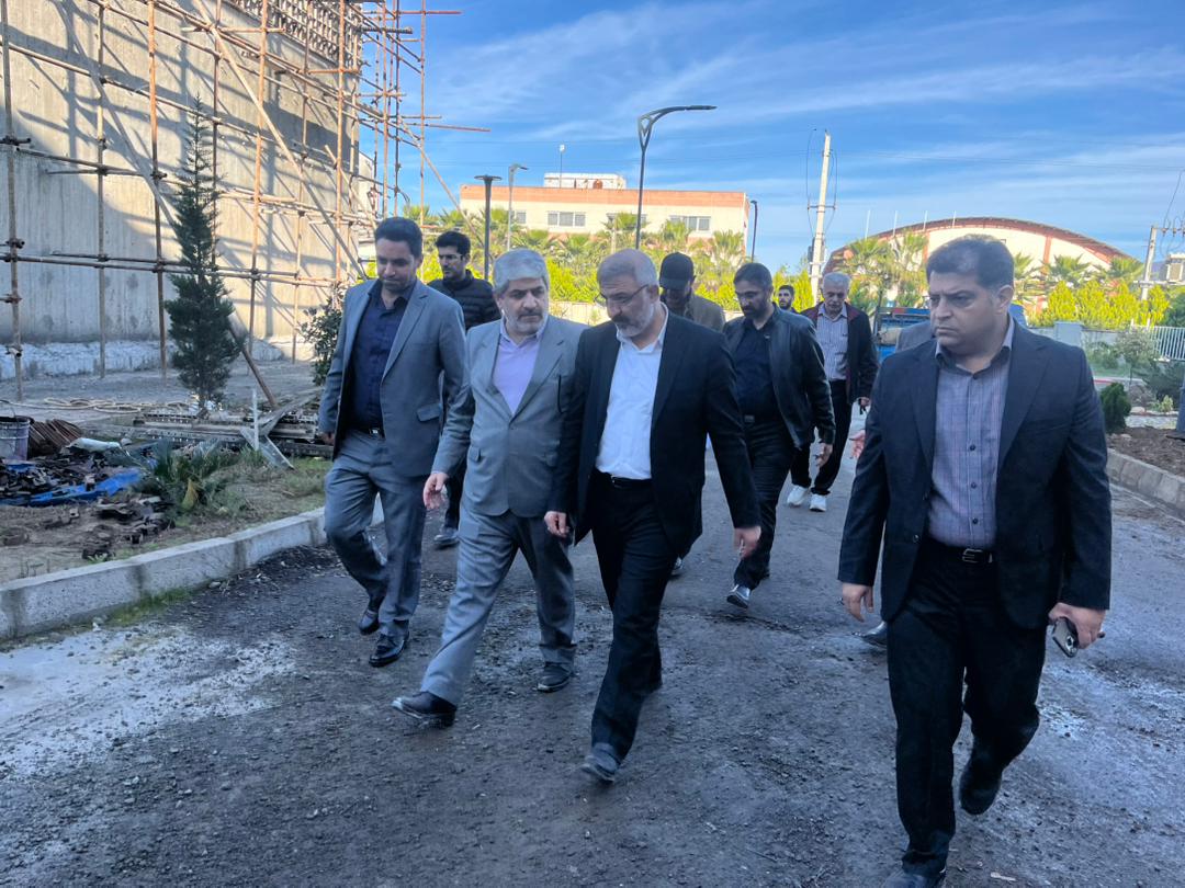 بازدید میدانی دکتر نوبخت فرماندار مرکز استان و دکتر دادبود معاون عمرانی استانداری از روند احداث نیروگاه زباله‌سوز