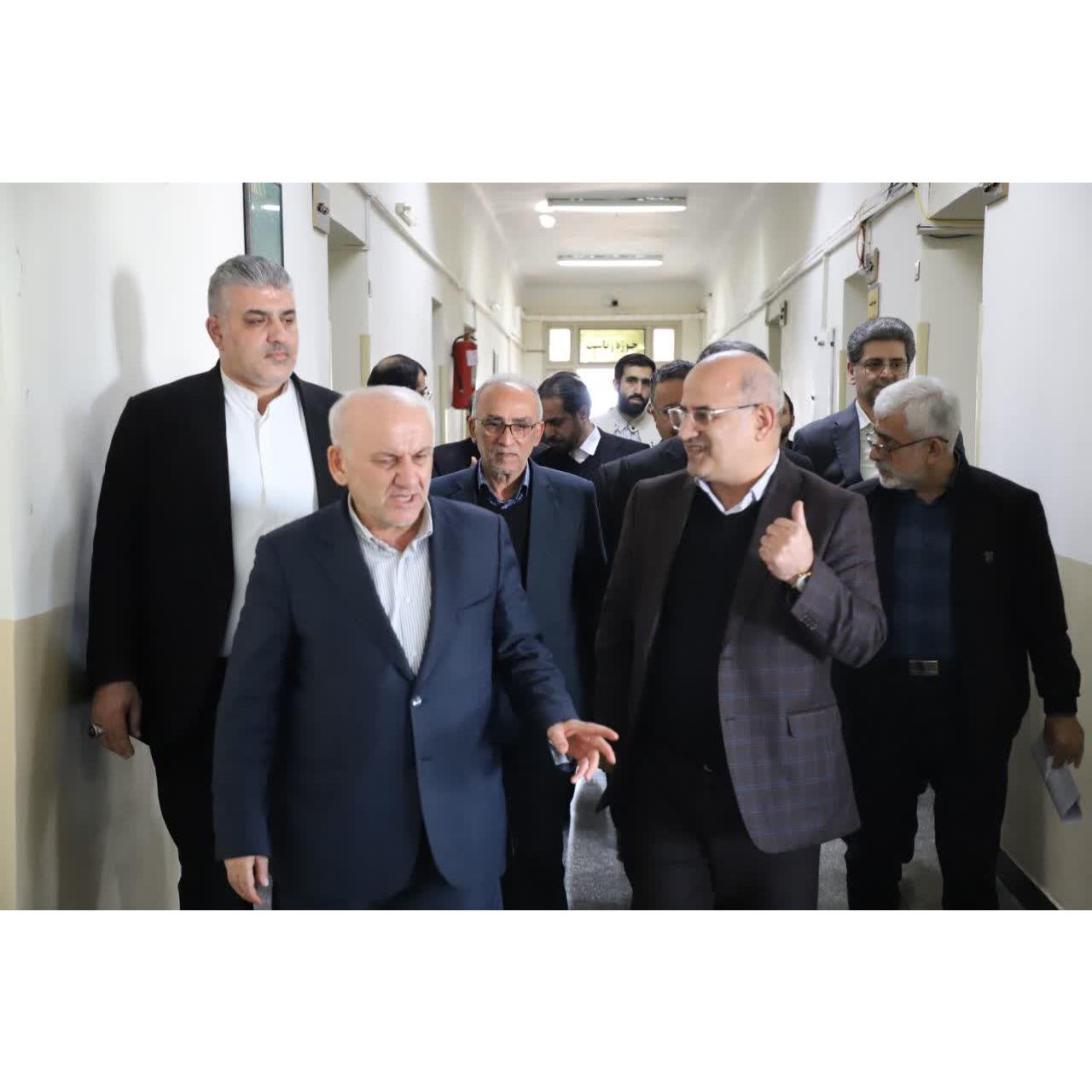 تأکید استاندار بر ضرورت مواجهه علمی با آسیب‌های اجتماعی/تشکیل کارگروه مشترک دانشگاه–استانداری برای بررسی آسیب‌های اجتماعی در استان