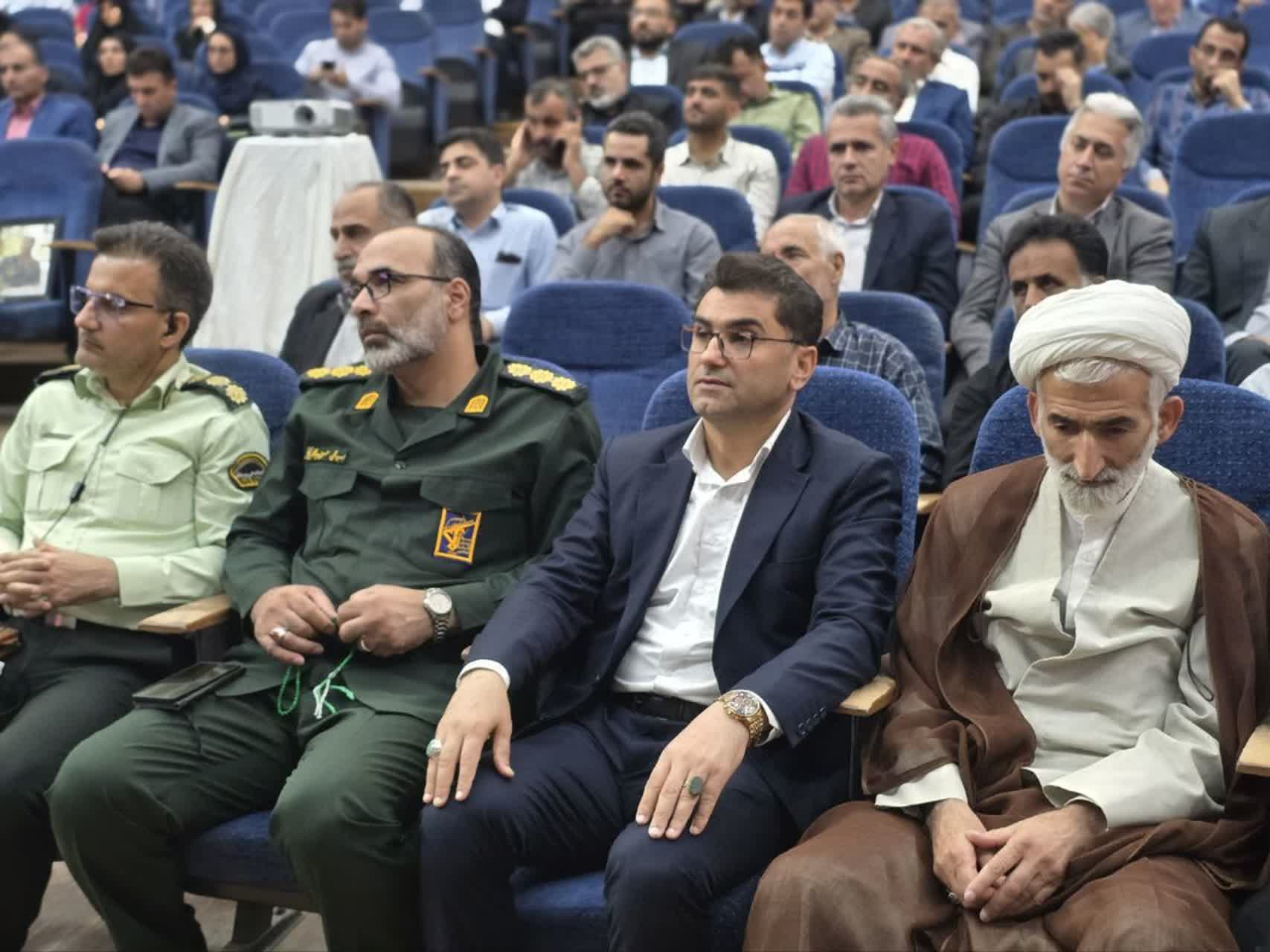  فرماندارنکا: دستاوردهای هفته دولت، حاصل هم‌افزایی مجموعه مدیریتی و همراهی مردم است
