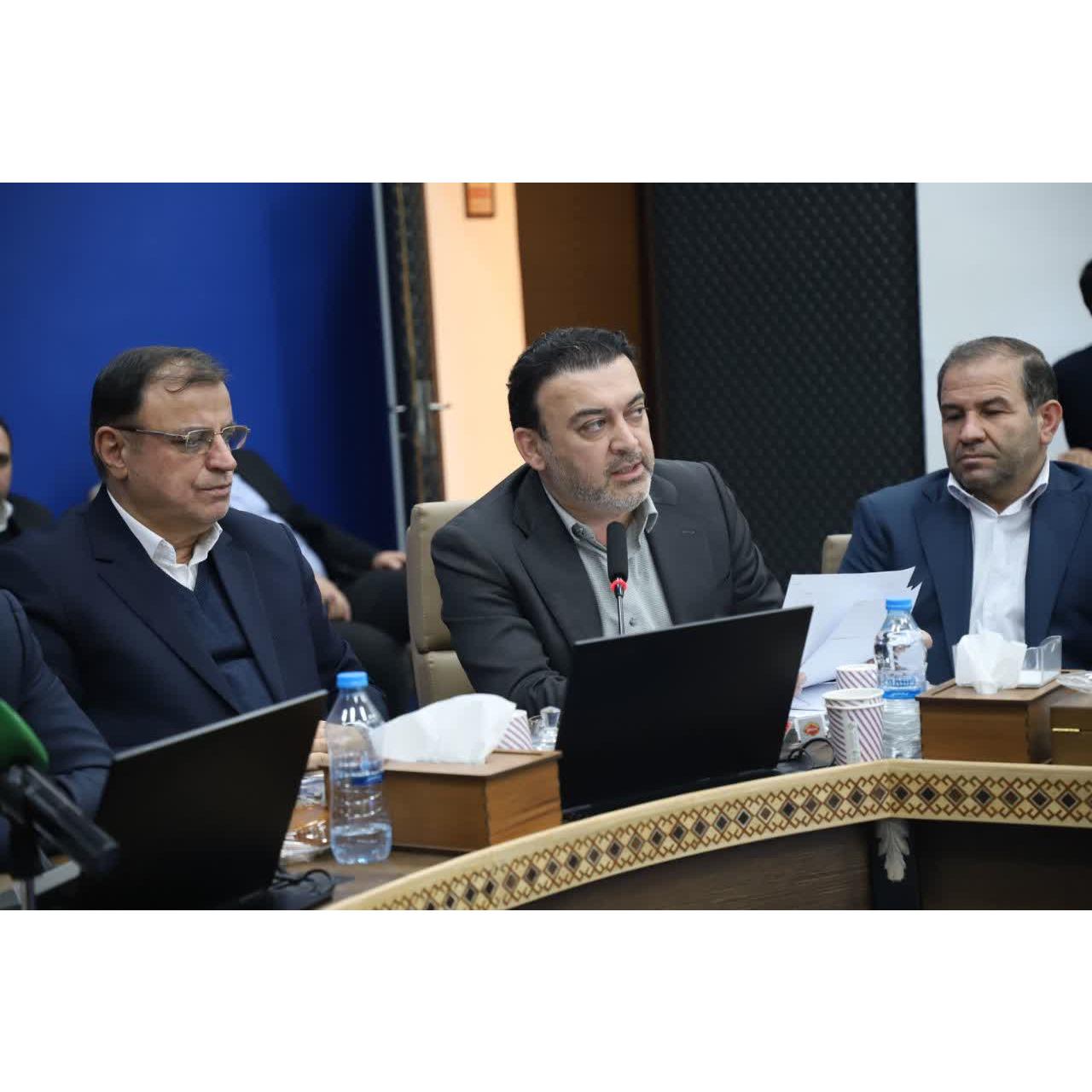 معاون اقتصادی وزارت کشور: بی‌اعتمادی در تجارت نگران‌کننده است/لزوم شفاف‌سازی فرآیند واردات