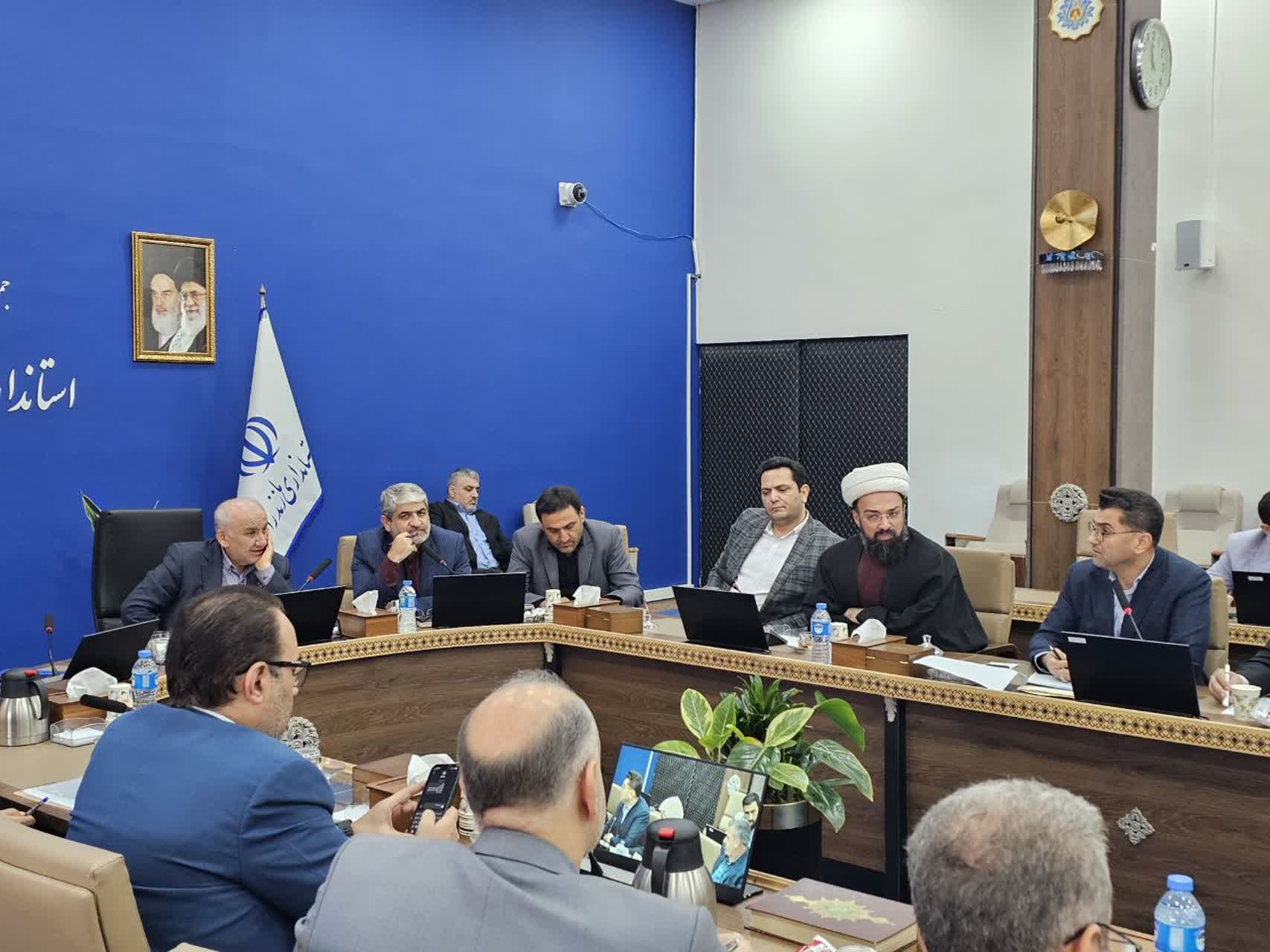 🔻پیگیری مصوبات سفر استاندار مازندران به هزارجریب در استانداری