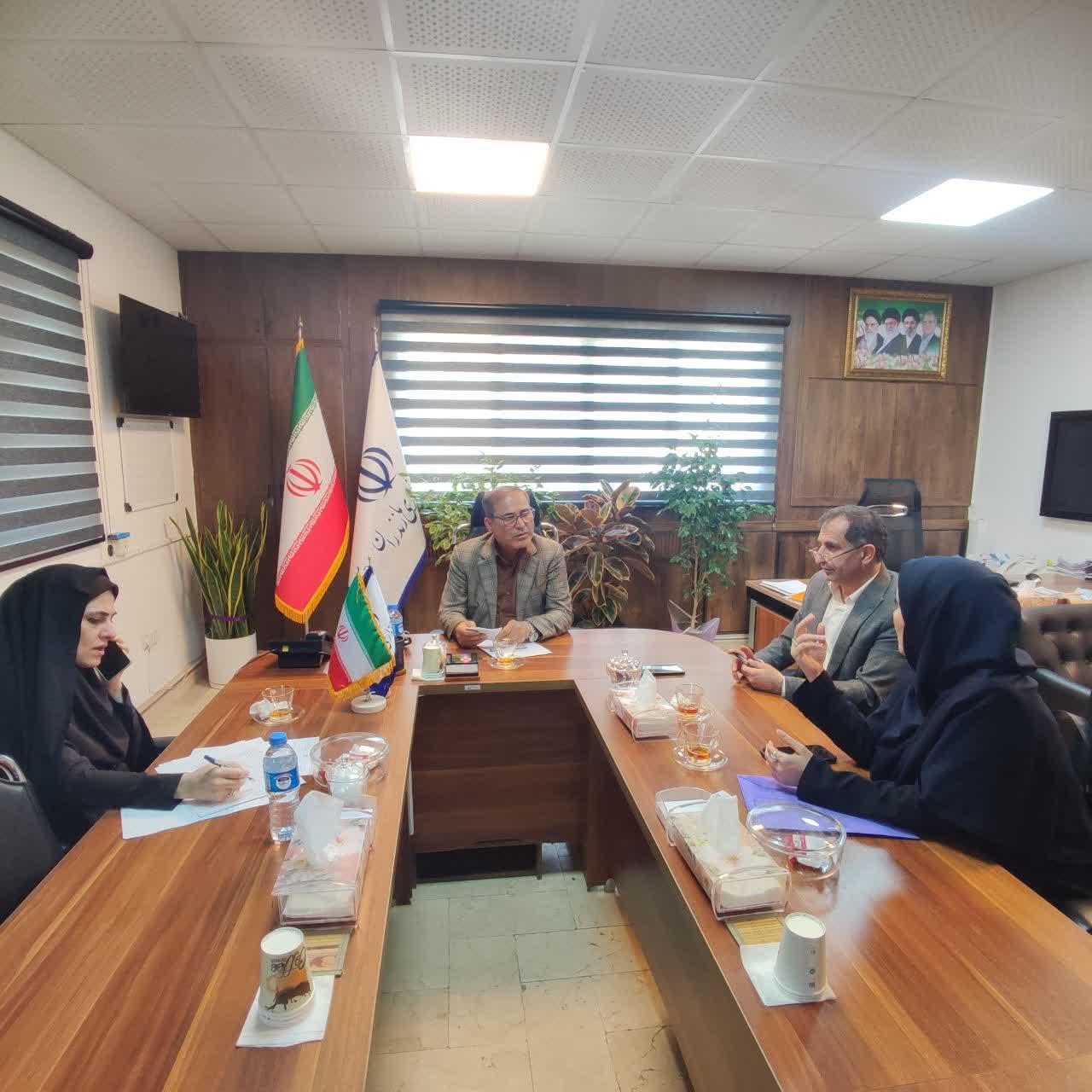 معاون توسعه مدیریت و منابع استاندار مازندران بر اجرای دقیق احکام بازنشستگان تأکید کرد