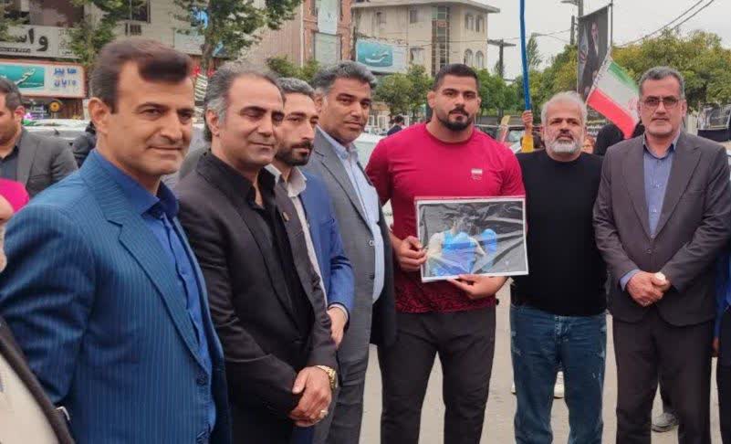  مراسم استقبال از پهلوان امیر رضا صحرایی ،قهرمان بازی‌های آسیایی کشتی ساحلی سانیا ۲۰۲۶ چین در میدان کشتی جویبار 