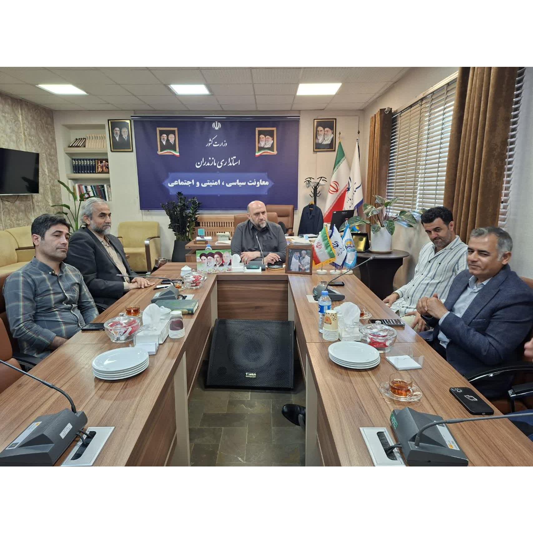 معاون استاندار:  با زبان هنر می‌توان فرهنگ ایثار، مقاومت و هویت ایرانی اسلامی را ماندگار کرد
