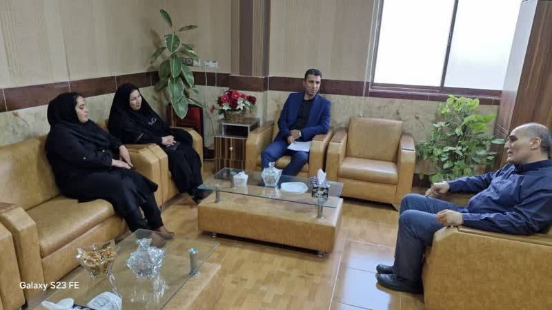 دیدار رییس اداره پذیرش بهزیستی استان مازندران با رحمتی بهمنانی فرماندار سیمرغ