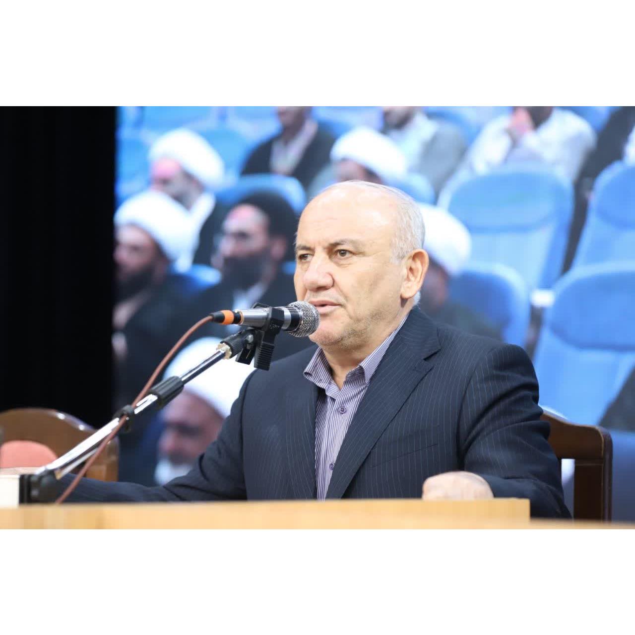 استاندار مازندران در گردهمایی ائمه جمعه استان: با همراهی ائمه جمعه،وفاق و همدلی کم نظیری در مسیر توسعه مازندران و خدمت به مردم شکل گرفته است