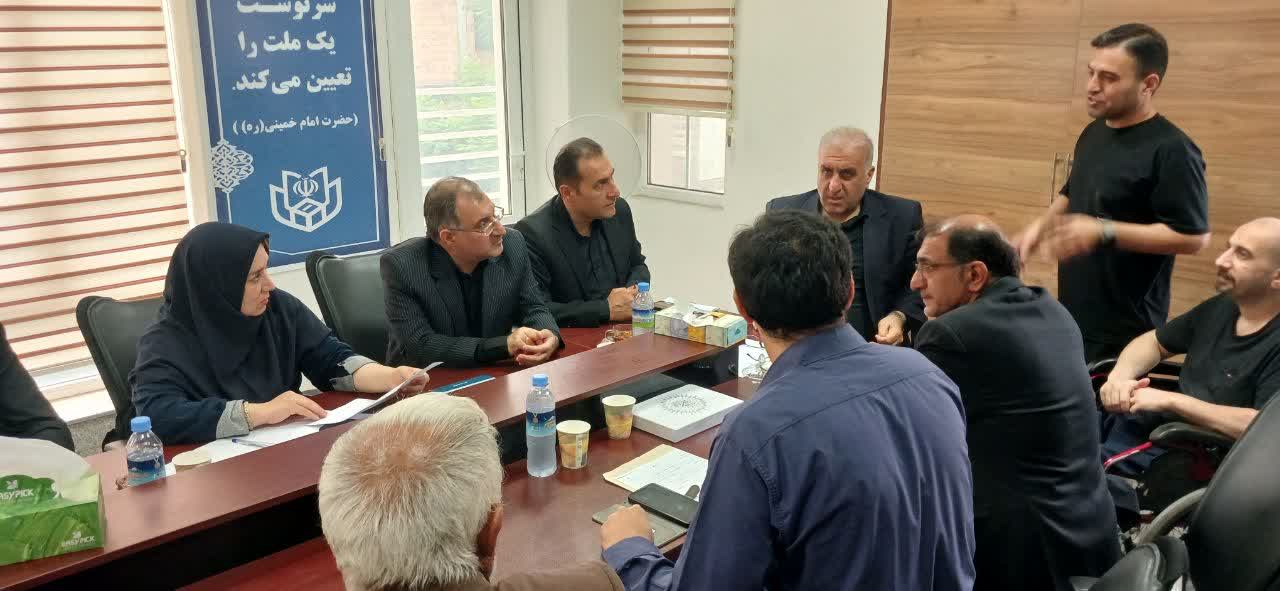 اینجا هیچ‌کس دست خالی برنمی‌گردد