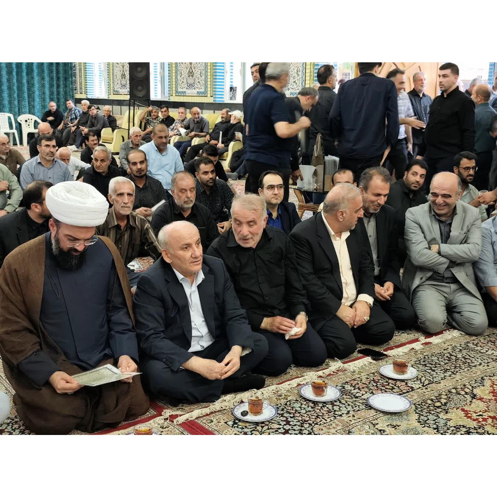 حضور استاندار مازندران در مراسم هفتمین روز درگذشت برادر دکتر شریعتی نماینده محترم مجلس شورای اسلامی