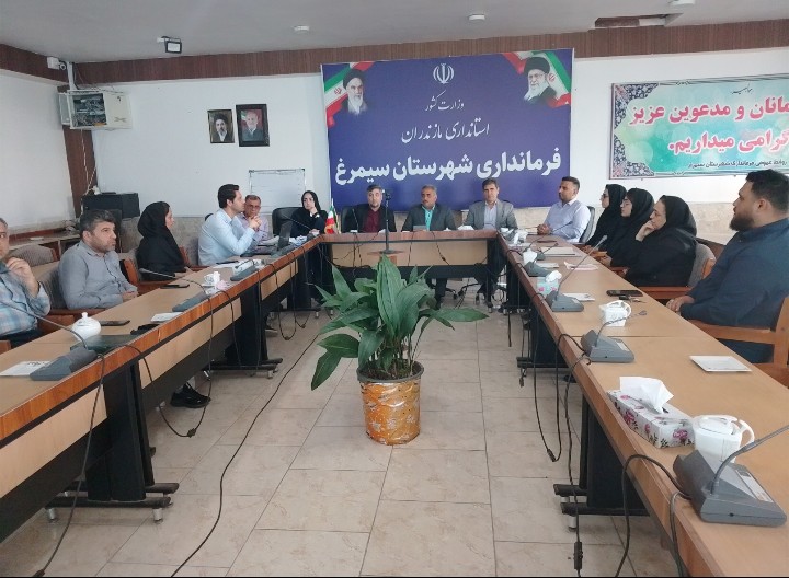  برگزاری آموزش خودمراقبتی و پیشگیری از سرطان ویژه کارکنان فرمانداری شهرستان سیمرغ