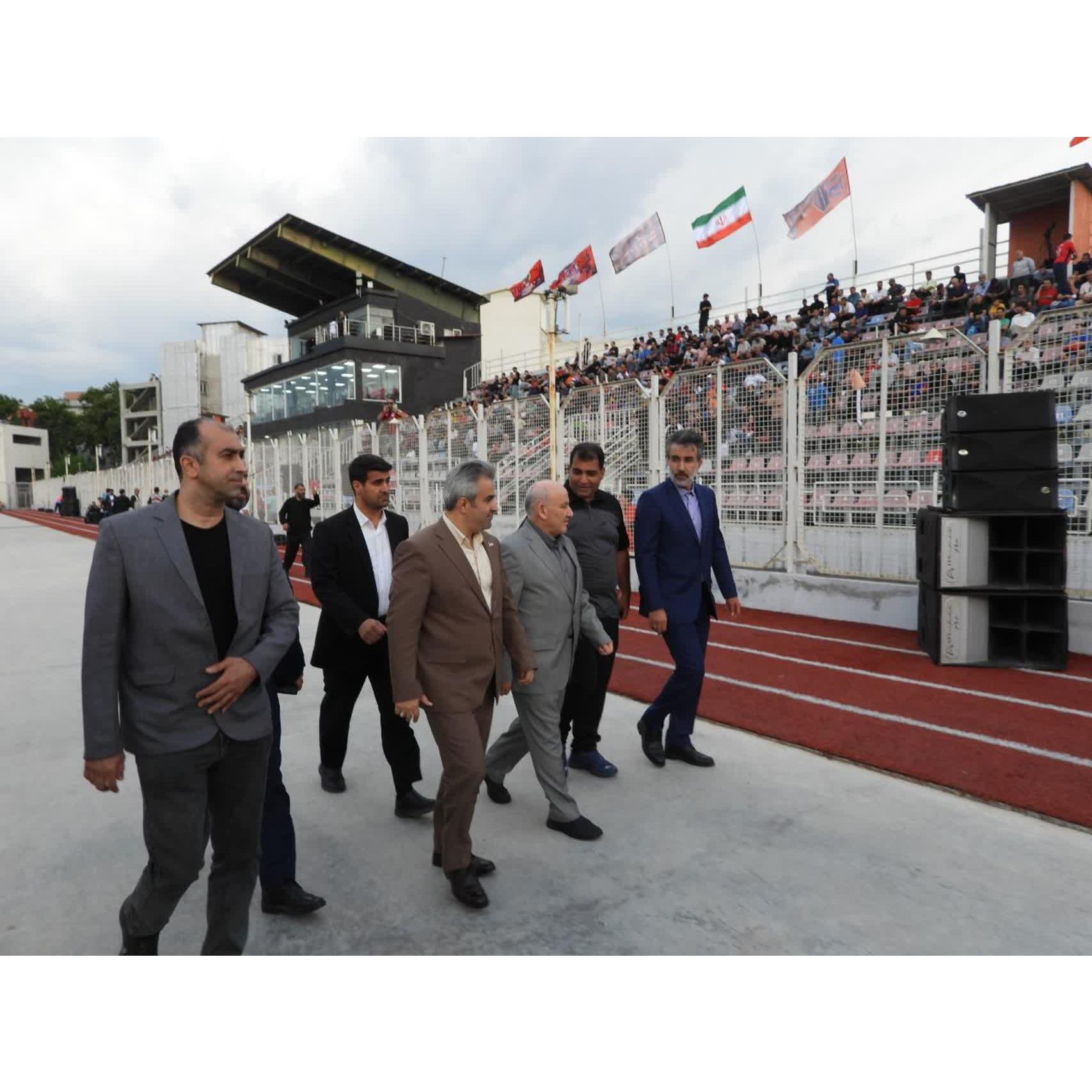 برد شیرین نساجی قائمشهر در حضور استاندار مازندران و تساوی ارزشمند شهرداری نوشهر 