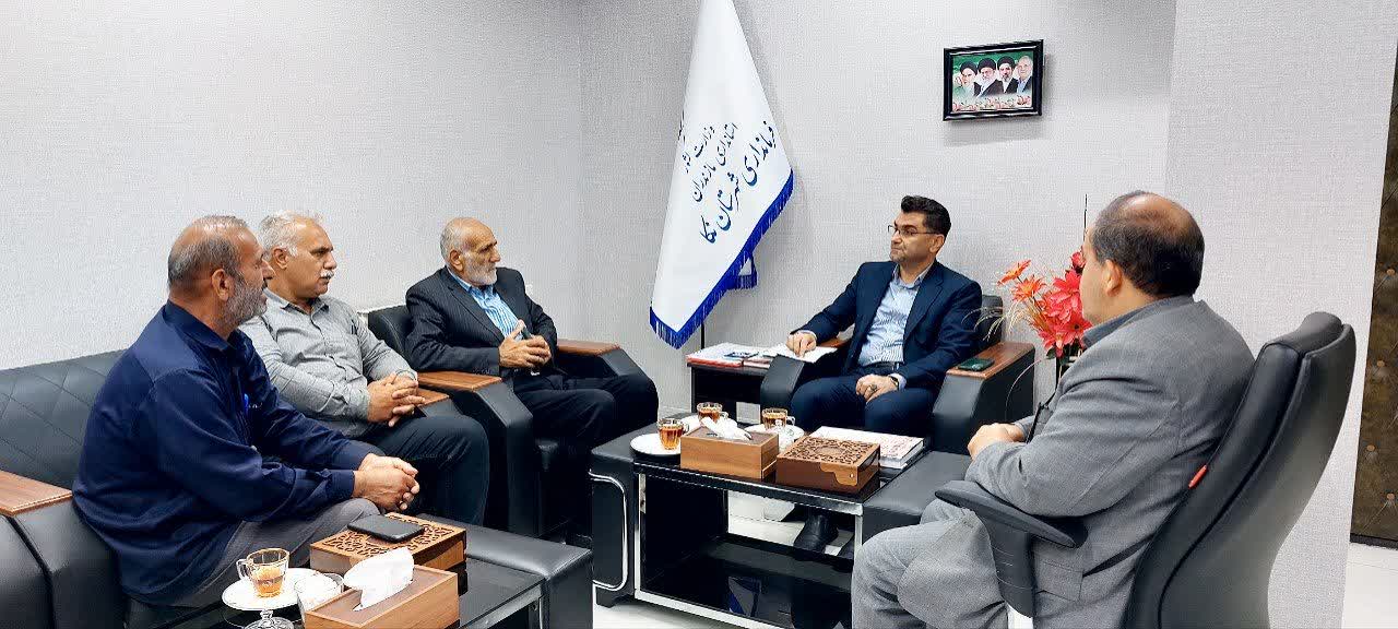 دیدار معتمدین روستاهای دنگسرگ و نوذرآباد با فرماندار نکا