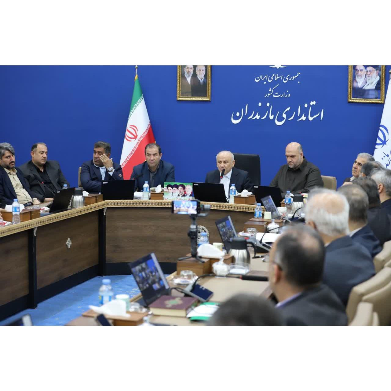 استاندار مازندران: با نگاه علمی،برنامه محوری و ارتقای زیرساخت ها به سمت حل ریشه‌ای ناترازی‌های استان حرکت کرده‌ایم/برنامه‌ریزی برای ورود ۶۰۰ مگاوات برق جدید به شبکه استان