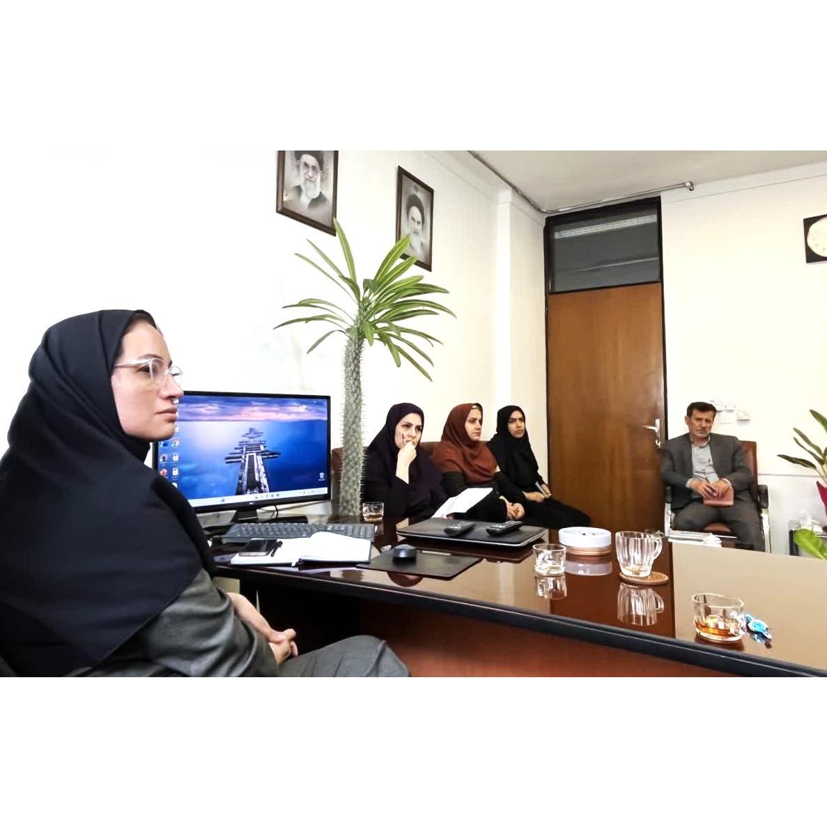   جلسه پیگیری مشکلات نرم افزار اتوماسیون اداری فرزین با حضور معاون محترم اداری در دفتر مدیریت فناوری اطلاعات برگزار شد.