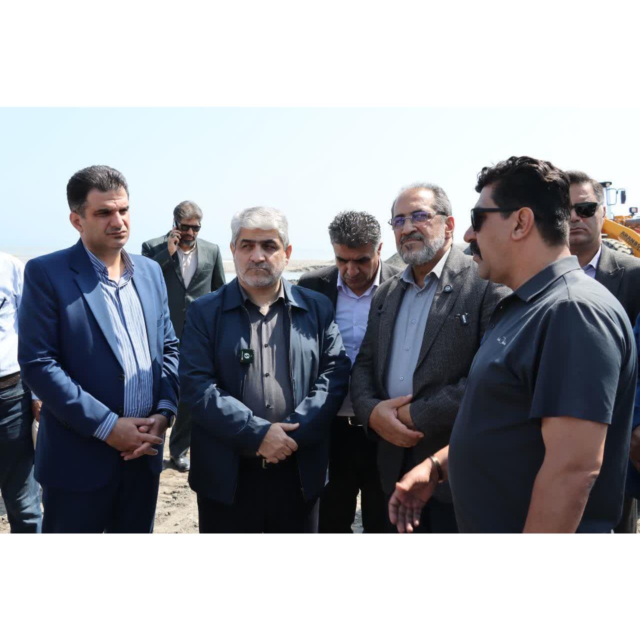 عبدالرضا دادبود: با راهبری استاندار،پروژه‌های عمرانی مازندران در شرایط حساس و جنگی کشور نیز فعال و لحظه ای متوقف نمی شوند