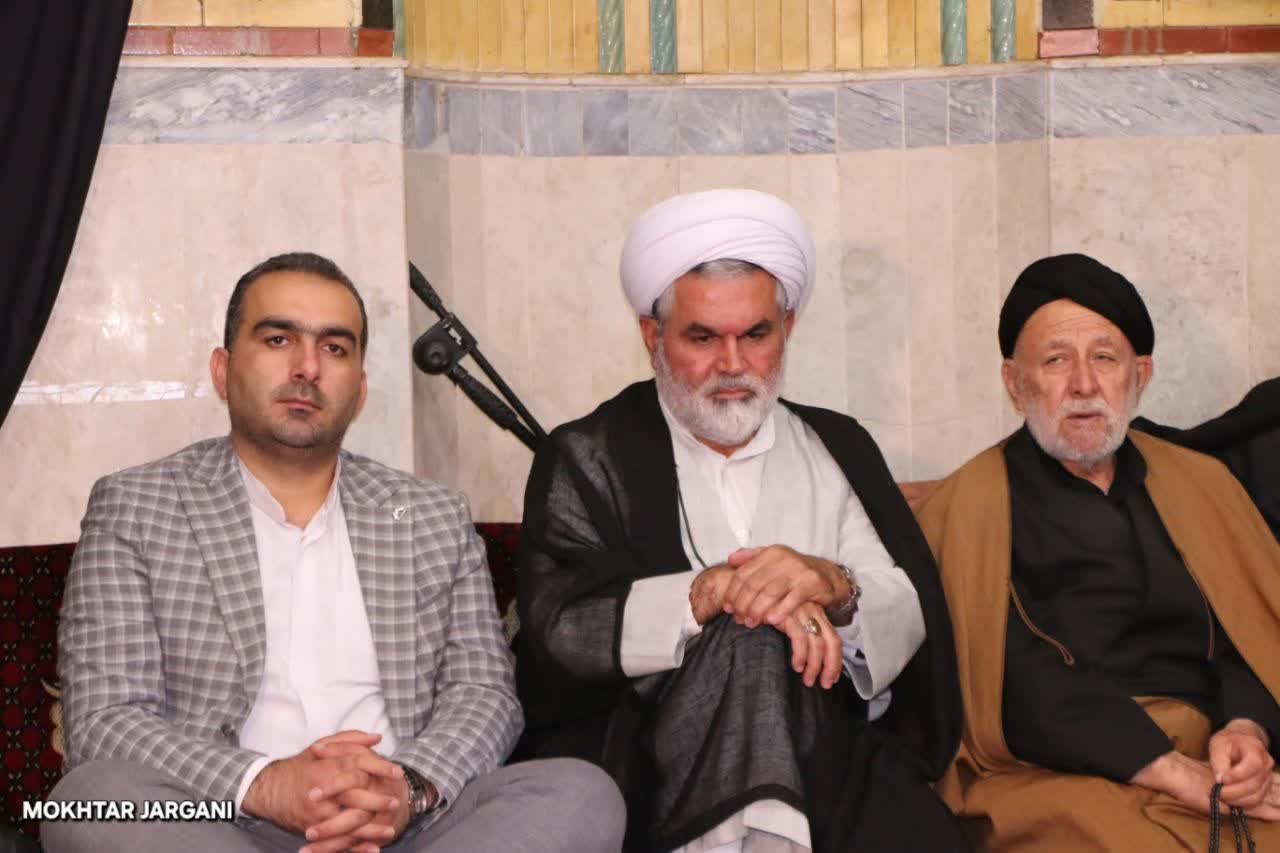 حضور فرماندار میاندوورد در یادواره شهدای روستای اسرم