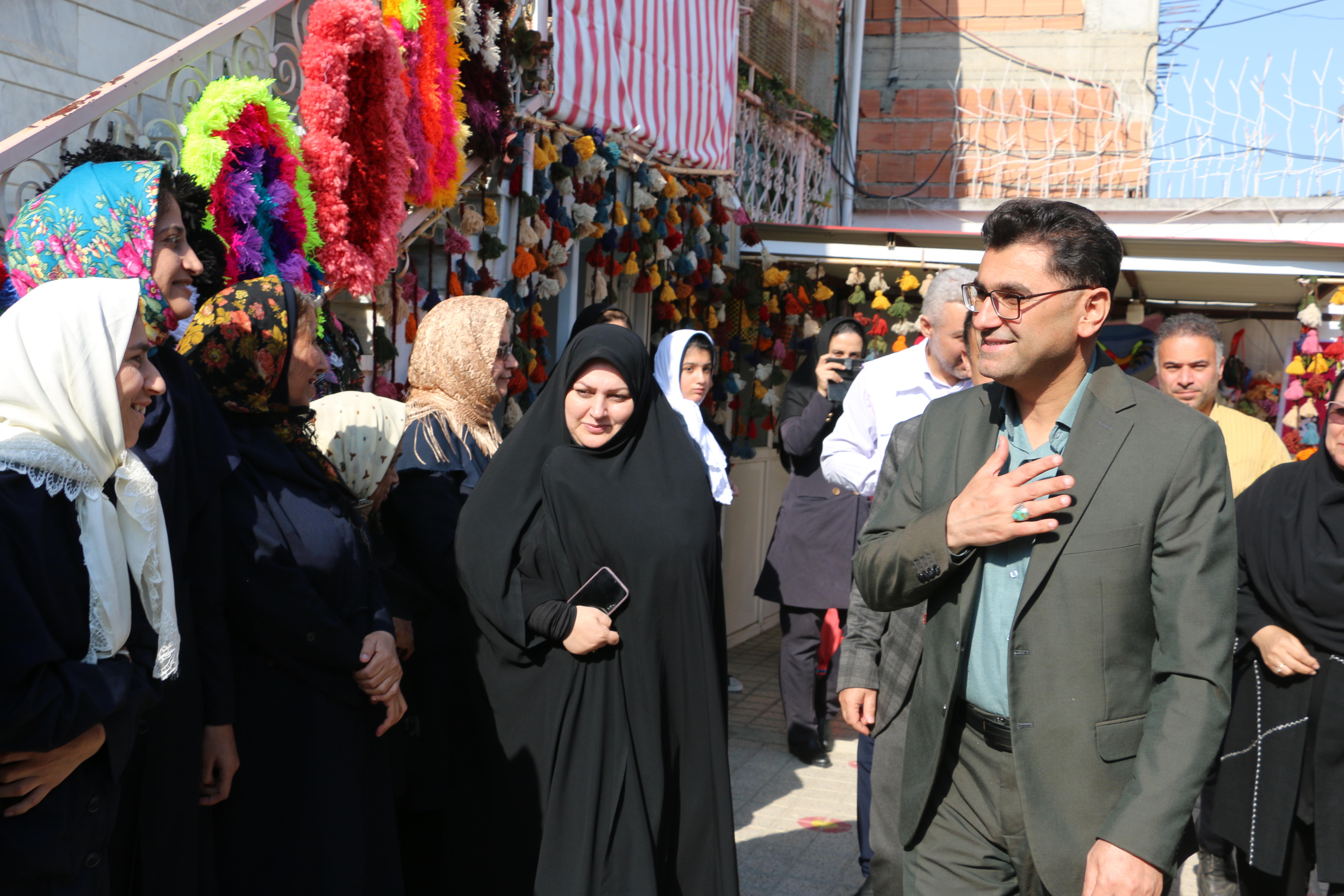 در سایه مهربانی؛ فرماندار نکا میهمان دختران مرکز توان‌بخشی و حرفه‌آموزی رشد شد