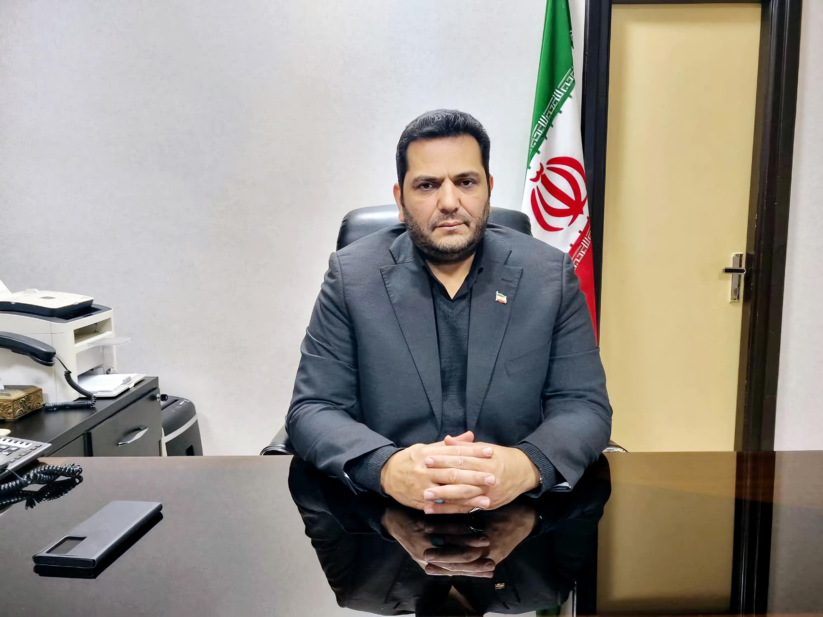 بیژن پولادی 
